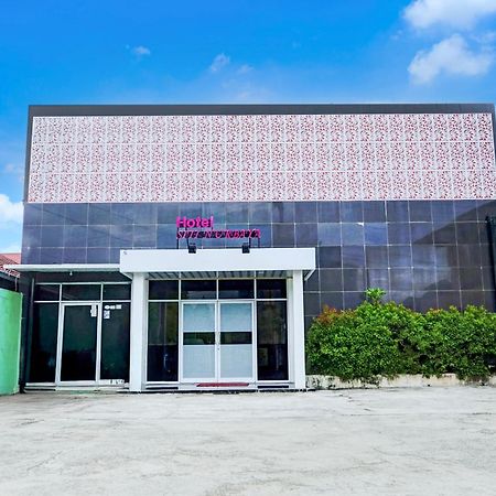 Hotel O Padang City Center Near Pantai Padang Formerly Hotel Siti Nurbaya Esterno foto