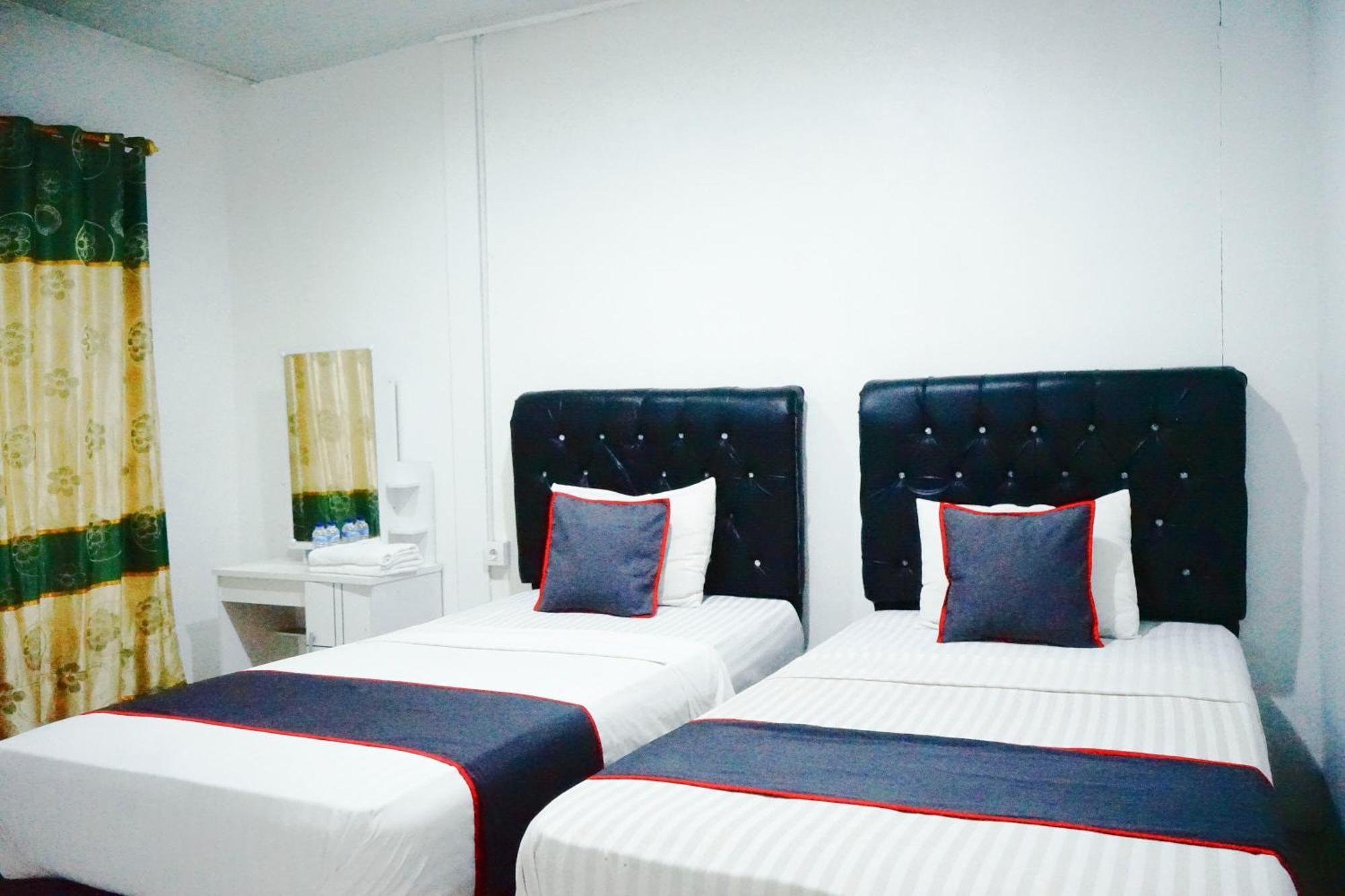 Hotel O Padang City Center Near Pantai Padang Formerly Hotel Siti Nurbaya Esterno foto