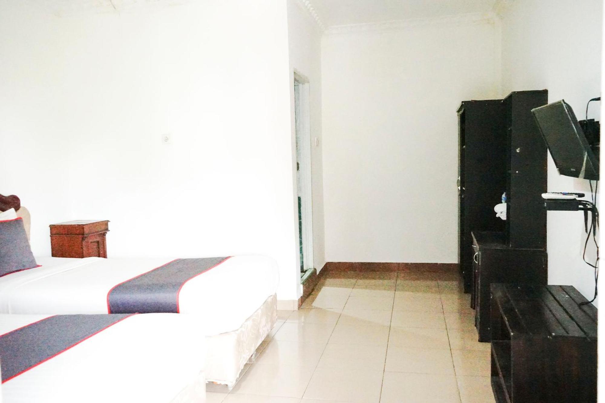 Hotel O Padang City Center Near Pantai Padang Formerly Hotel Siti Nurbaya Esterno foto