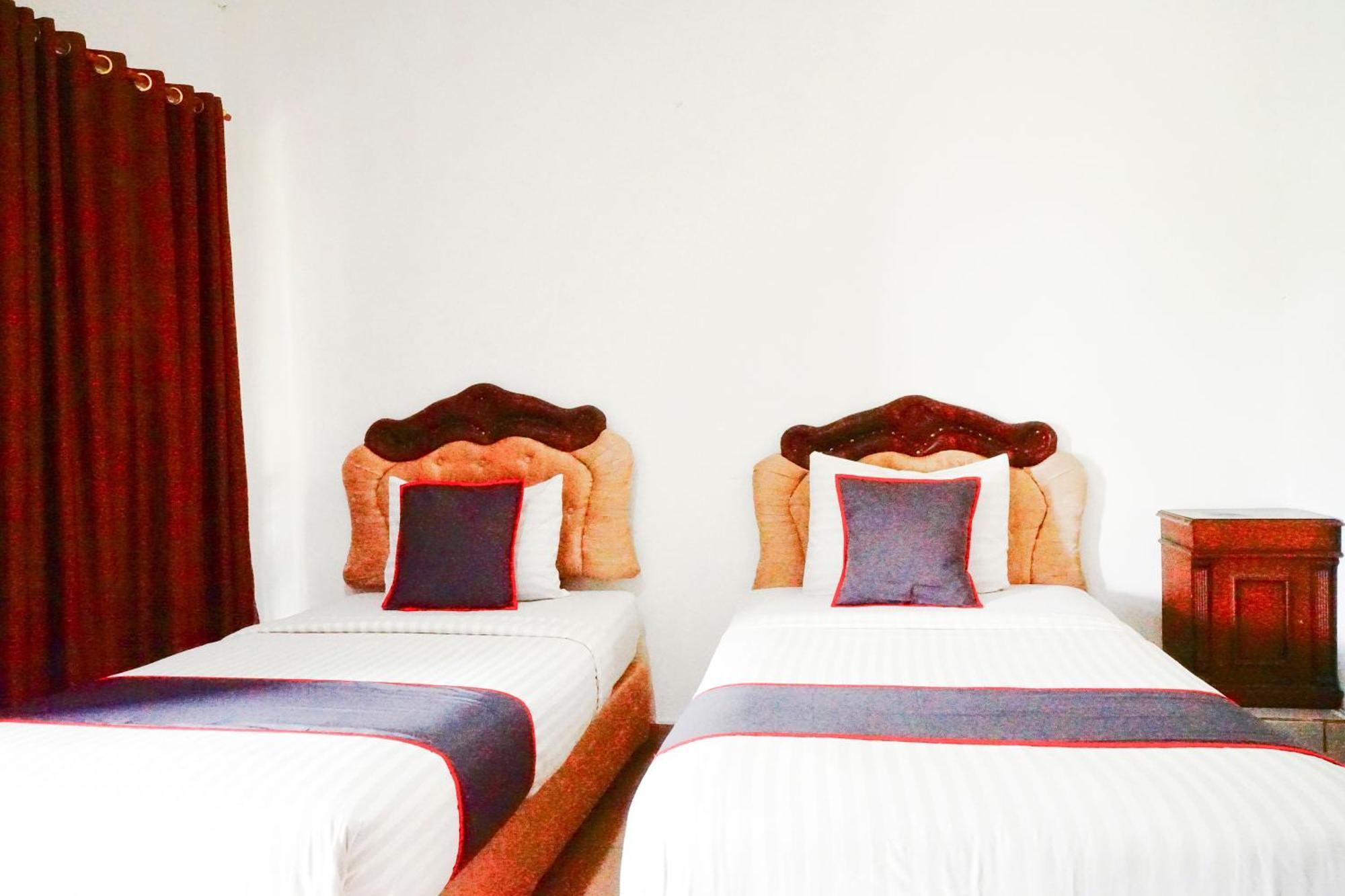 Hotel O Padang City Center Near Pantai Padang Formerly Hotel Siti Nurbaya Esterno foto